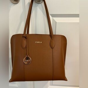 Furla Tote pristine condition